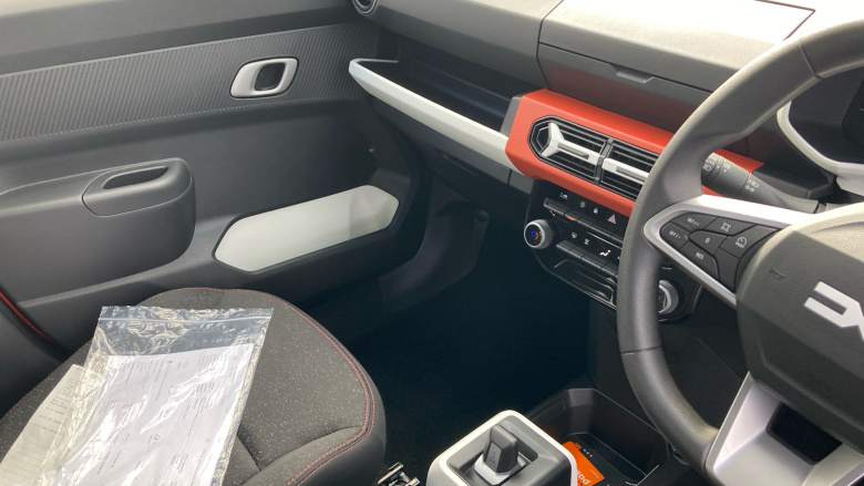 Dacia Spring 27kWh Expression 65 48kW 5dr Auto Electric Hatchback